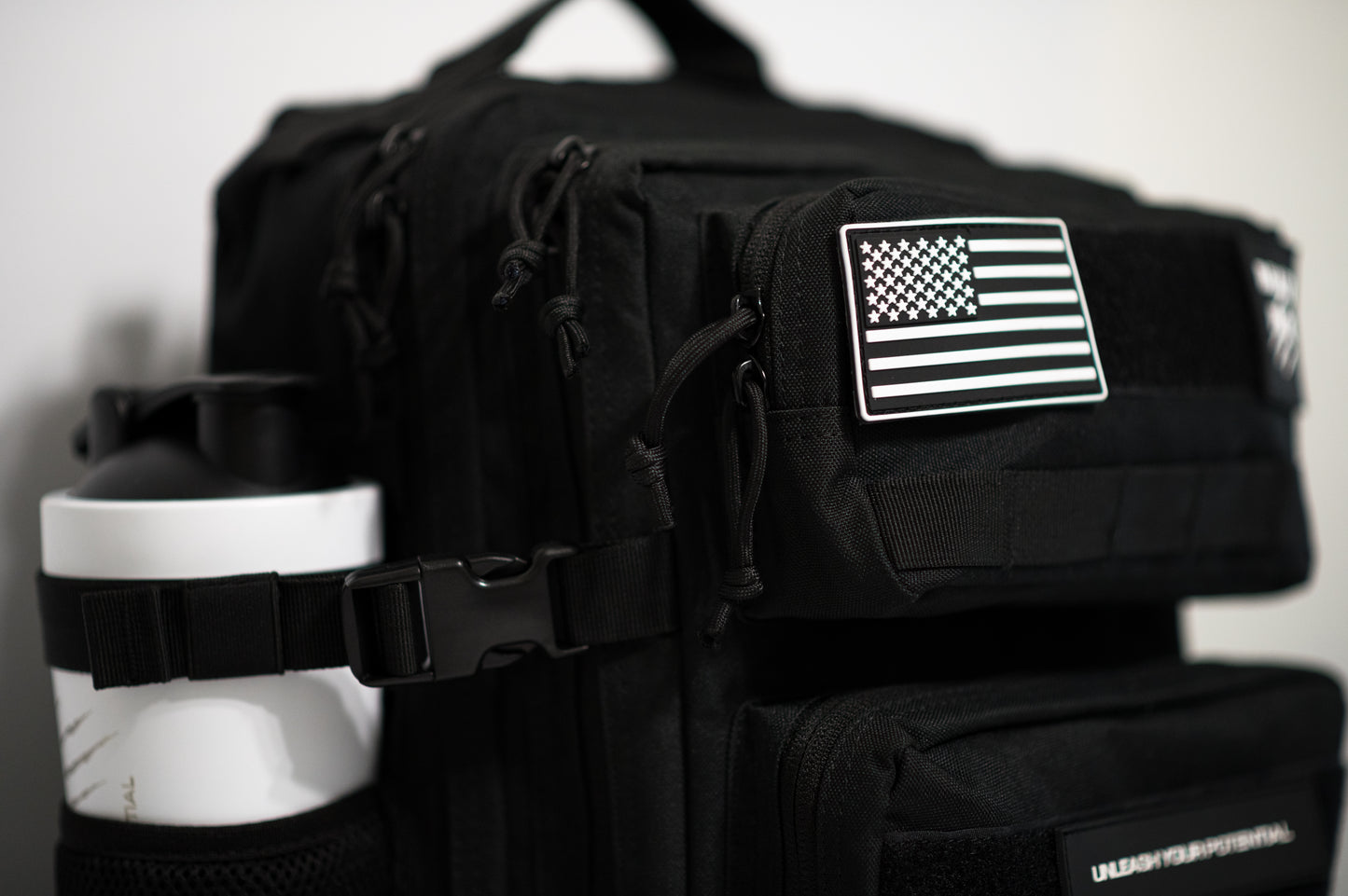 BEASTPACK BLACK 25L