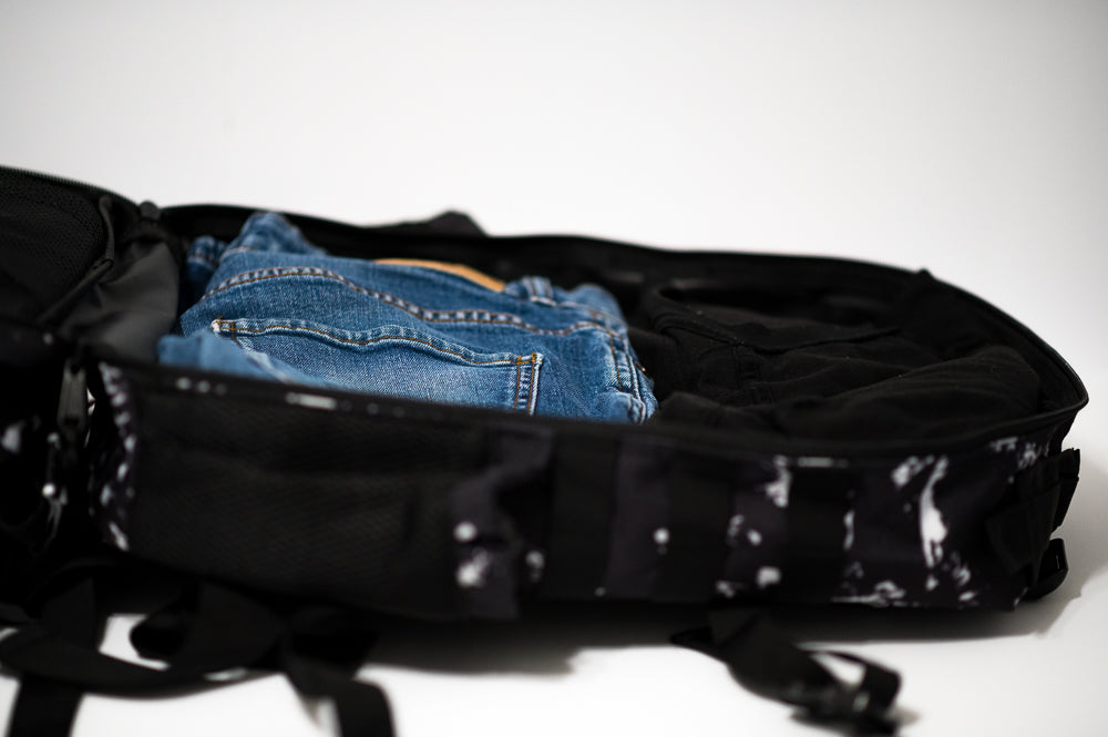 BEASTPACK TIE DYE BLACK 25L