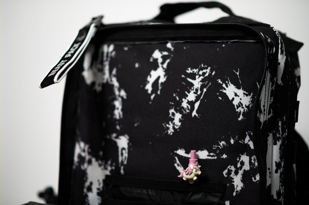 BEASTPACK TIE DYE BLACK 25L