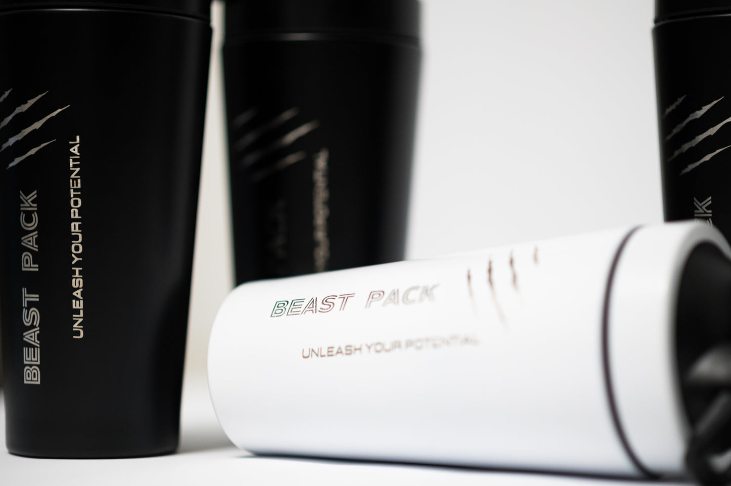 BEAST PACK SHAKER BLACK