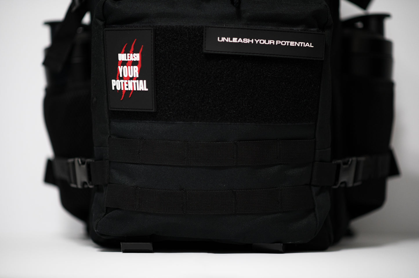 BEASTPACK BLACK 45L