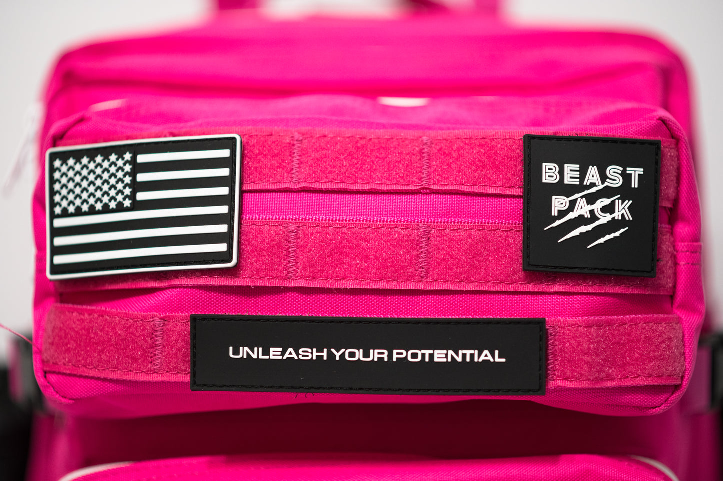BEASTPACK HOT PINK 45L